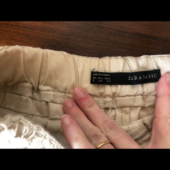 Lace crochet short shorts - Picture 2 of 4